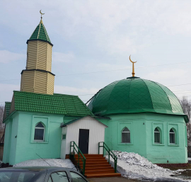 В мечети Анжеро-Судженска вручили сертификаты выпускницам курсов Корана