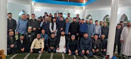 В мечети "Мухаррам" города Ленинска-Кузнецкого прошел ифтар посвященный 30-летию создания местной мусульманской религиозной организации