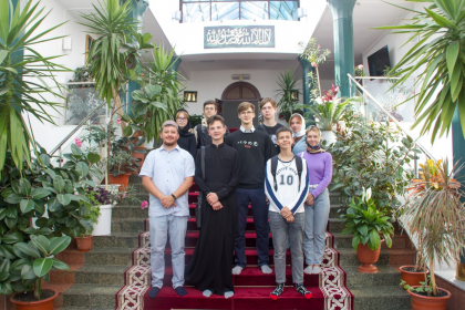 Представители Православного молодёжного клуба "Ангел" посетили Соборную мечеть "Мунира".