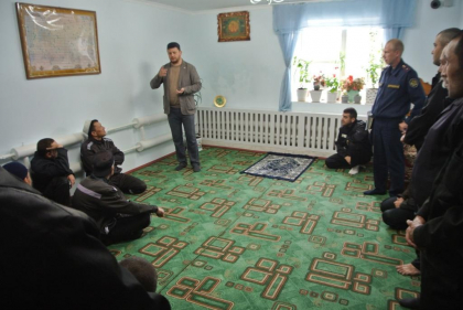 Первый заместитель муфтия ДУМ Кузбасса Рубин хазрат Муниров посетил ИК-41