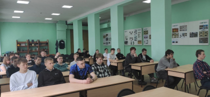 Азат хазрат Шайдуллин провел встречу со студентами Осинниковского горнотехнического колледжа
